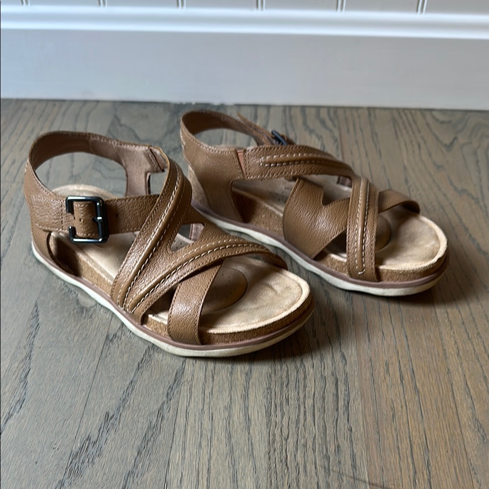 Clarks Tan Leather Sandals with cork sole
